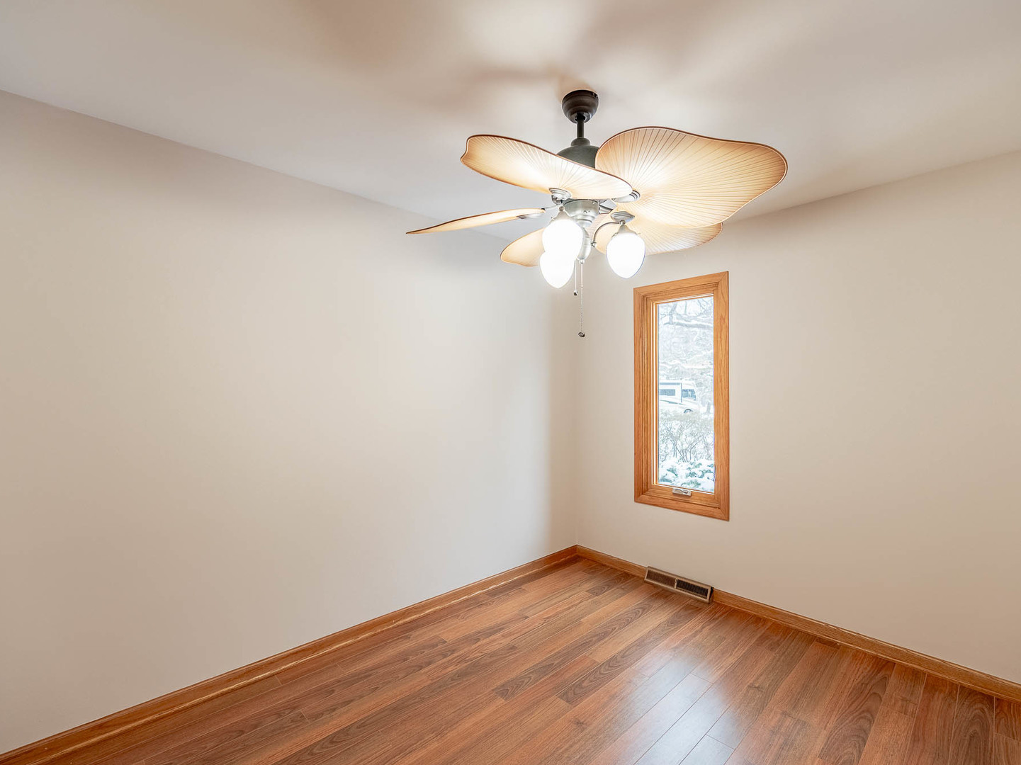 1636 Deerpath Circle Winthrop Harbor, IL 60096 - Photo 11 of 22