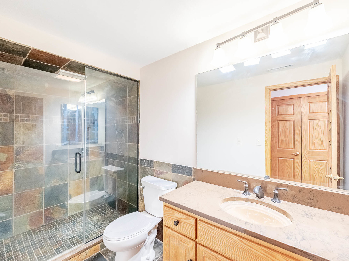 1636 Deerpath Circle Winthrop Harbor, IL 60096 - Photo 13 of 22