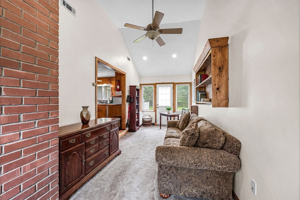 296 Pease Road East Longmeadow, MA 01028 - Photo 20 of 42