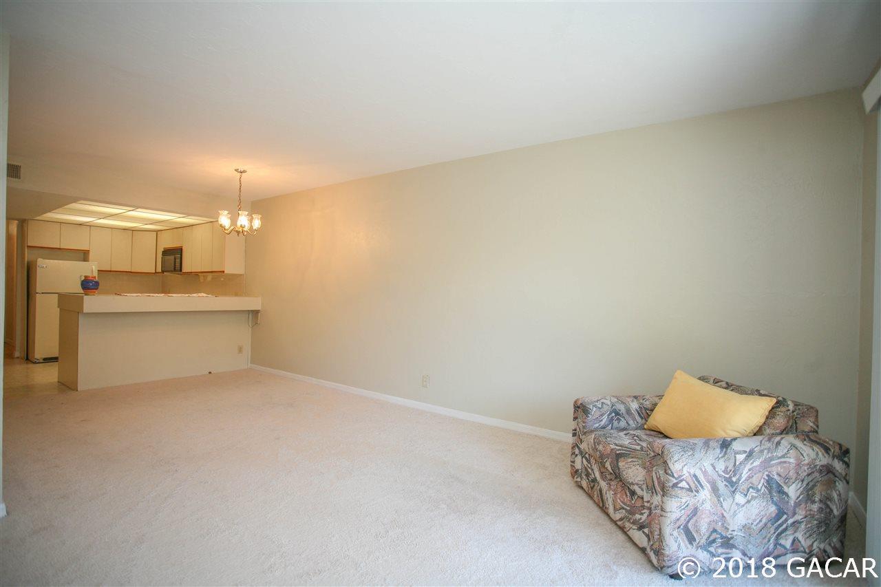 1064 Southwest 14th Avenue, Unit D Gainesville, FL 32601 - Photo 16 of 23