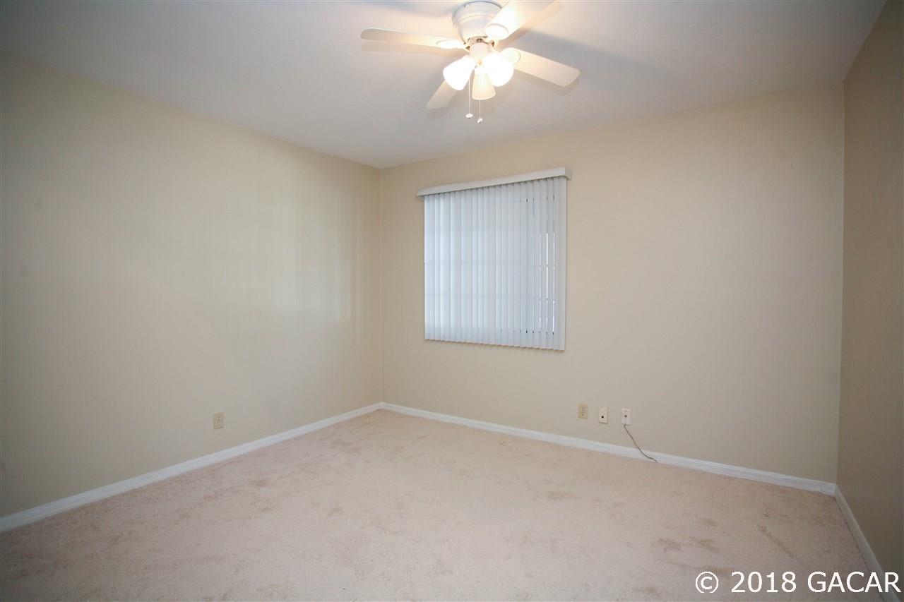 1064 Southwest 14th Avenue, Unit D Gainesville, FL 32601 - Photo 7 of 23