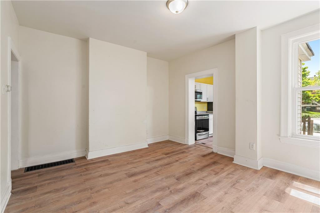 23 Edith Place Pittsburgh, PA 15213 - Photo 6 of 23 an empty room with windows and closet