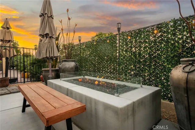 a table and chairs in the terrace