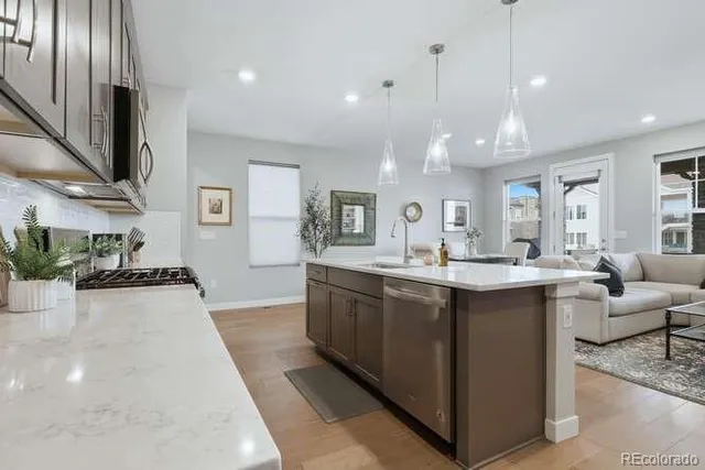 $824,900 | 1925 Canyonpoint Place, Castle Pines, CO 80108