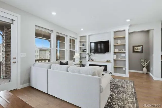 $824,900 | 1925 Canyonpoint Place, Castle Pines, CO 80108