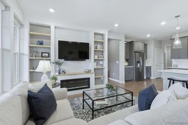 $824,900 | 1925 Canyonpoint Place, Castle Pines, CO 80108