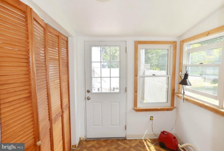 22469 Watson Road Leesburg, VA 20175 - Photo 9 of 22 Interior (General)
