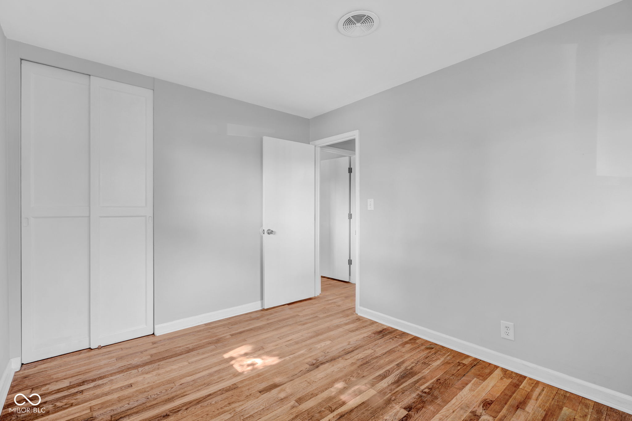 2019 19th Street Columbus, IN 47201 - Photo 14 of 22