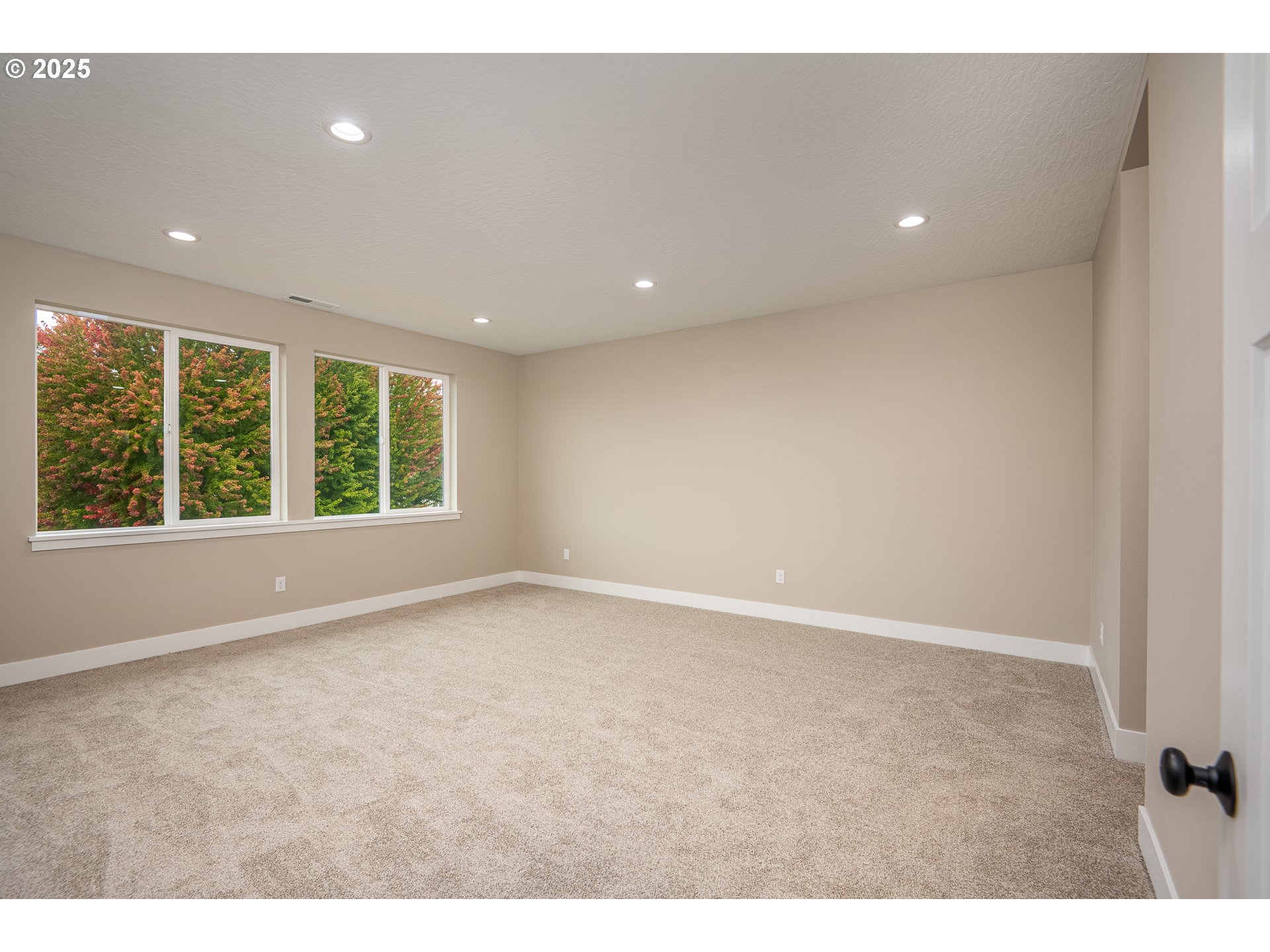 150 Wil Way Winston, OR 97496 - Photo 11 of 37