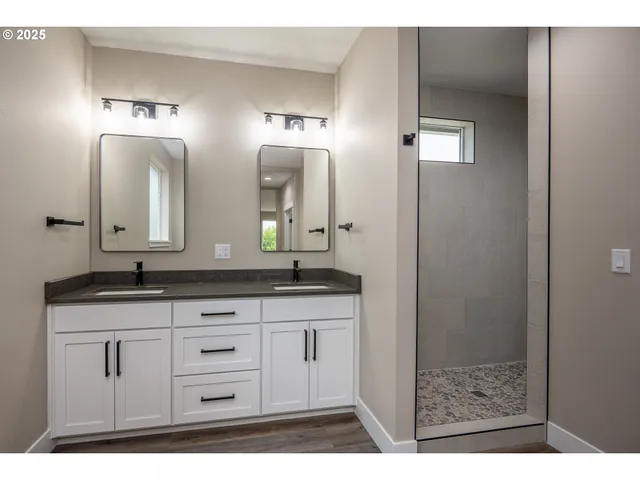 $525,000 | 150 Wil Way, Winston, OR 97496