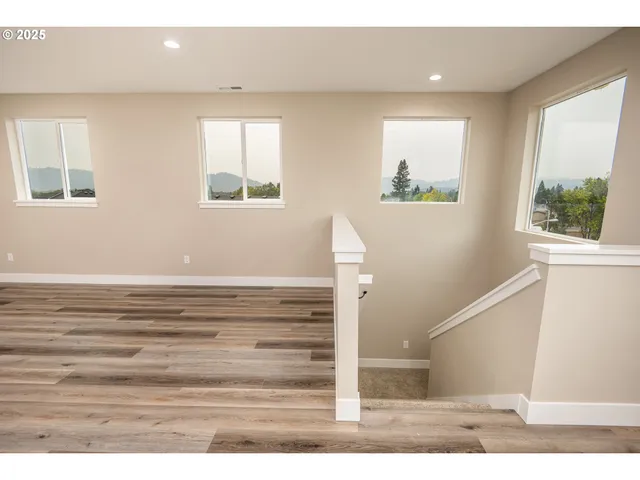 $525,000 | 150 Wil Way, Winston, OR 97496