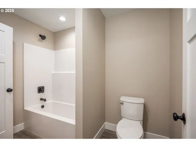 $525,000 | 150 Wil Way, Winston, OR 97496