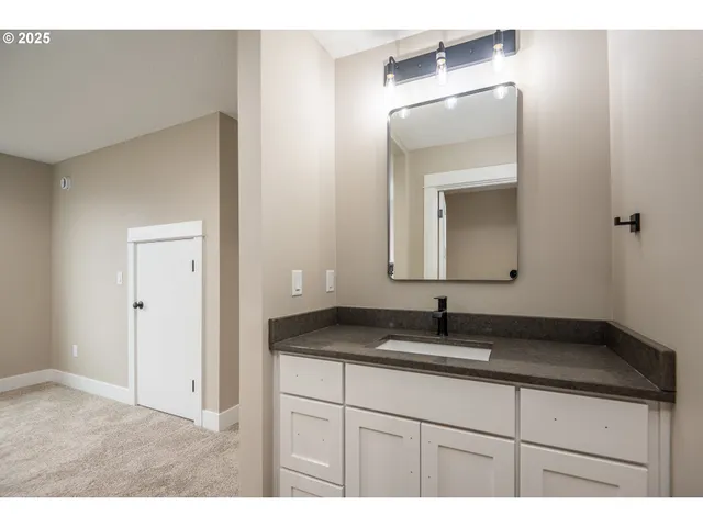 $525,000 | 150 Wil Way, Winston, OR 97496