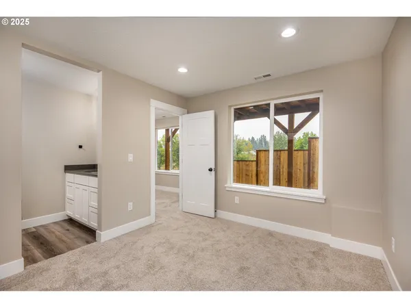 $499,900 | 150 Wil Way, Winston, OR 97496