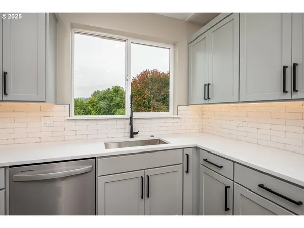 $499,900 | 150 Wil Way, Winston, OR 97496