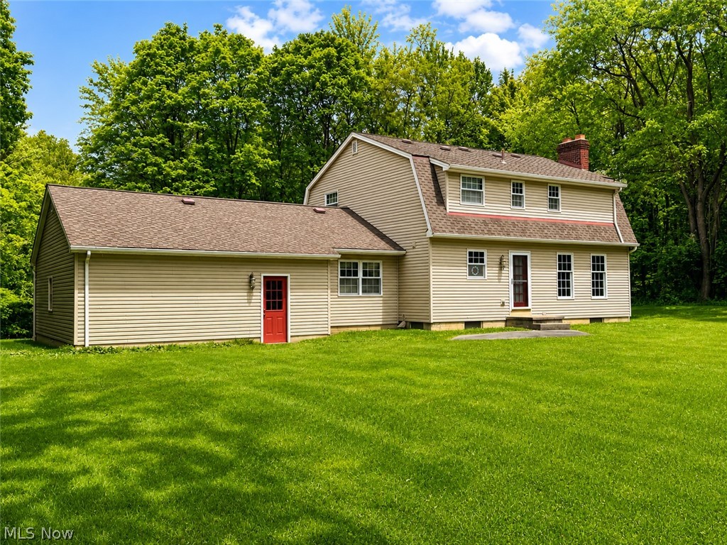6155 Gibson Road Canfield, OH 44406 - Photo 5 of 43 Expansive rear lawn framed by mature trees