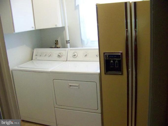 4110 Port Rae Lane Fairfax, VA 22033 - Photo 12 of 20 Laundry Area 1