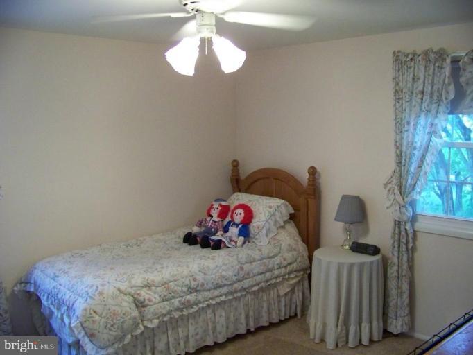 4110 Port Rae Lane Fairfax, VA 22033 - Photo 13 of 20 Bedroom #1