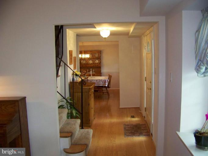 4110 Port Rae Lane Fairfax, VA 22033 - Photo 20 of 20 Hallway