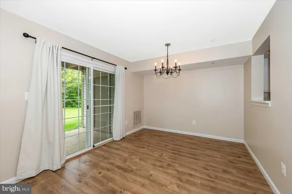 $348,000 | 20000 Gateshead Circle, Unit 806, Germantown, MD 20876