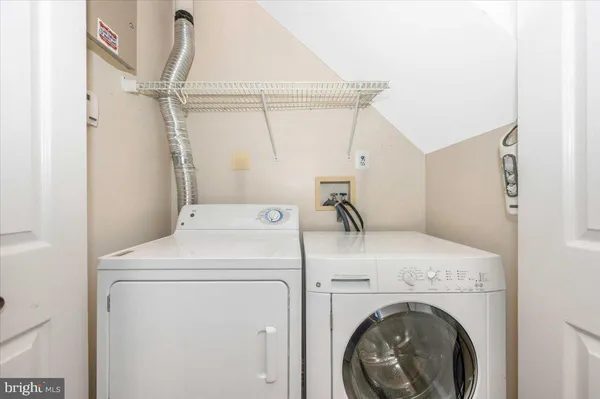 $348,000 | 20000 Gateshead Circle, Unit 806, Germantown, MD 20876