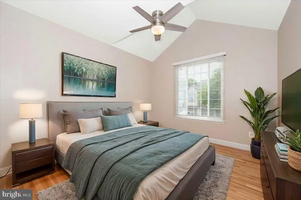 $348,000 | 20000 Gateshead Circle, Unit 806, Germantown, MD 20876