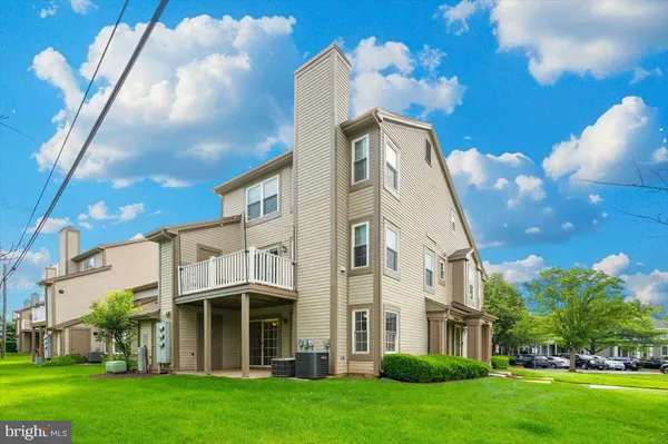$348,000 | 20000 Gateshead Circle, Unit 806, Germantown, MD 20876