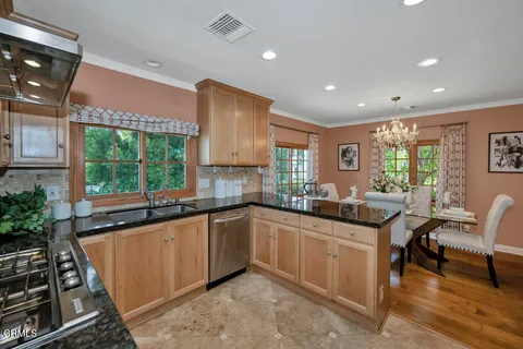 $1,495,000 | 117 Brocadero Place, Pasadena, CA 91105