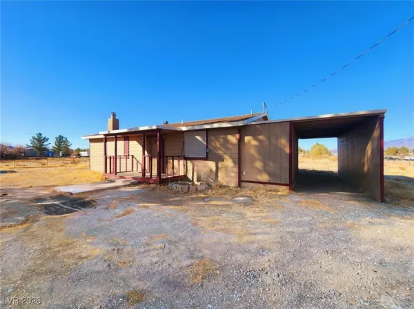 $1,250 | 2640 Tough Girl Road, Pahrump, NV 89060