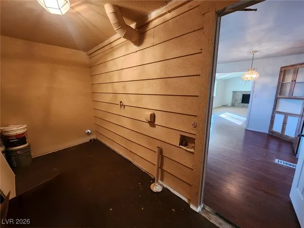 $1,250 | 2640 Tough Girl Road, Pahrump, NV 89060