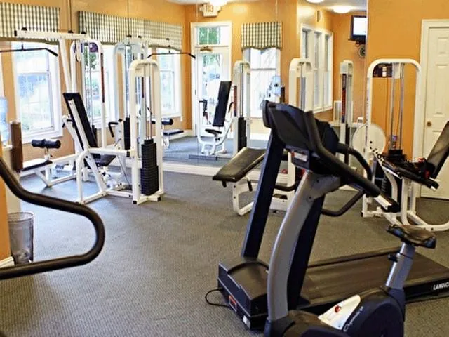 $1,220 | 1100 Park Creek Court, Unit 512, Gainesville, GA 30504