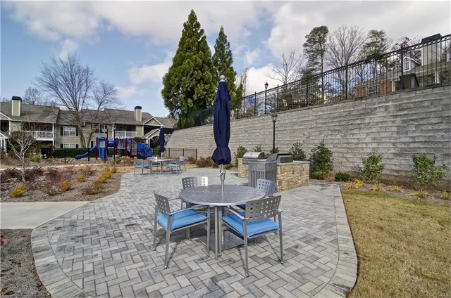 $1,220 | 1100 Park Creek Court, Unit 512, Gainesville, GA 30504