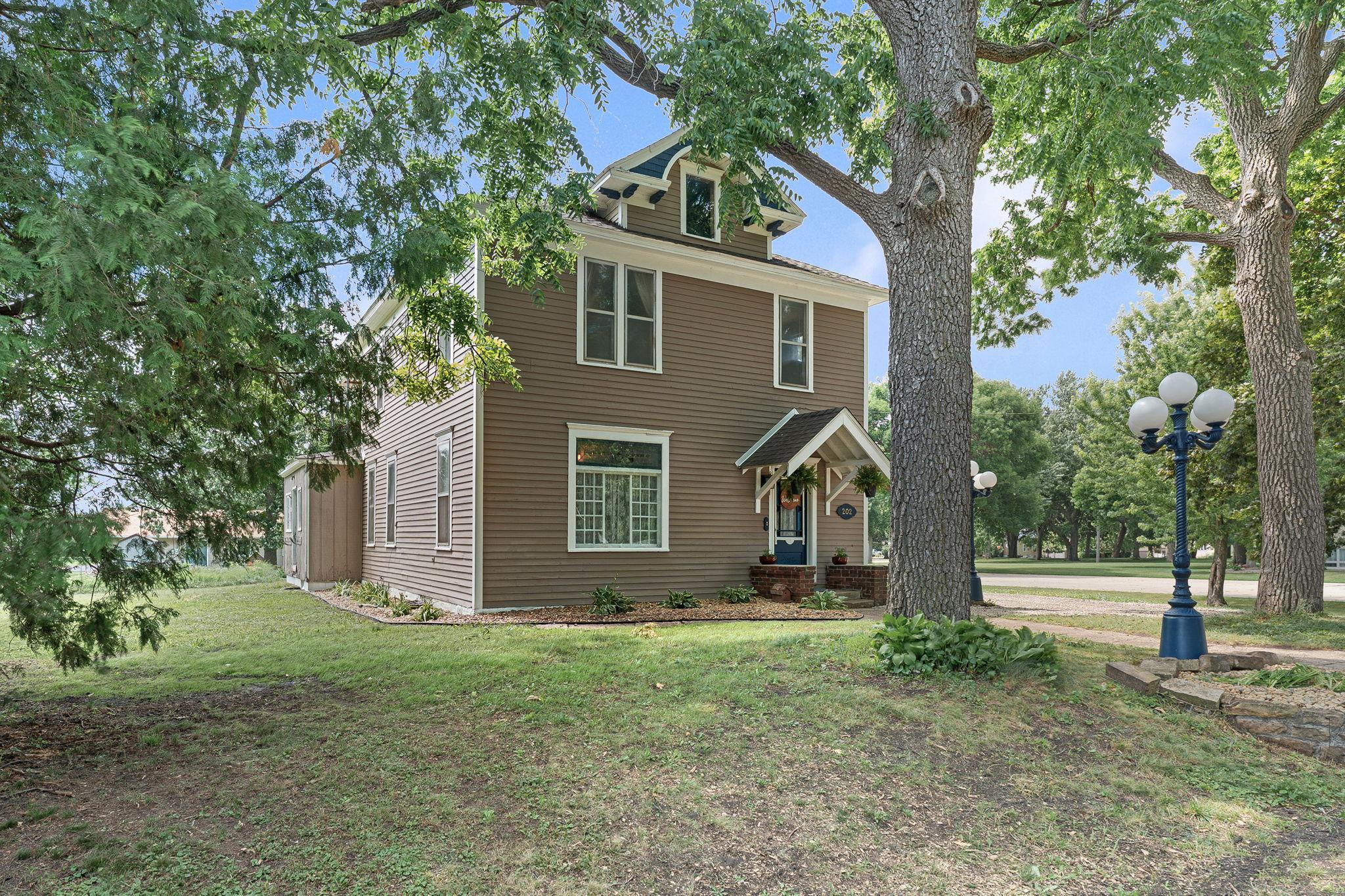 202 Main Street Hayward, MN 56043 - Photo 4 of 62