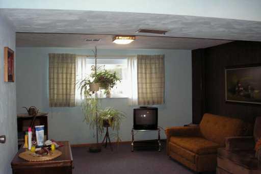 450 Aten Road Coraopolis, PA 15108 - Photo 7 of 8 Other.