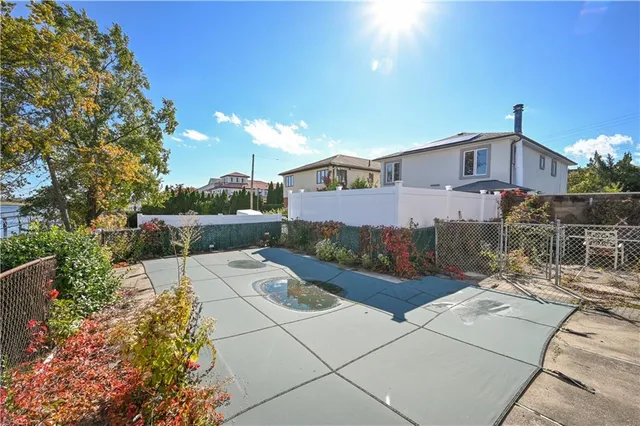 $1,675,000 | 2687 East 66th Street | Mill Basin