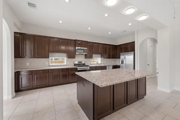 $669,000 | 8403 Greenridge Manor Lane, Spring, TX 77389