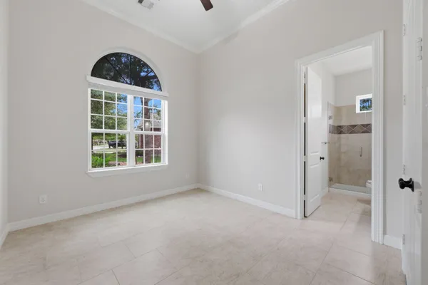 $699,000 | 8403 Greenridge Manor Lane, Spring, TX 77389