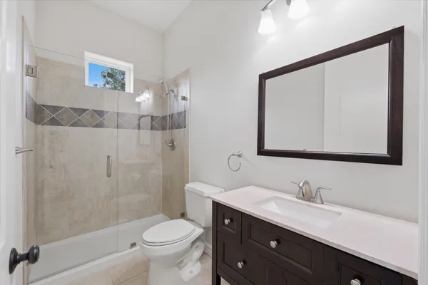 $699,000 | 8403 Greenridge Manor Lane, Spring, TX 77389