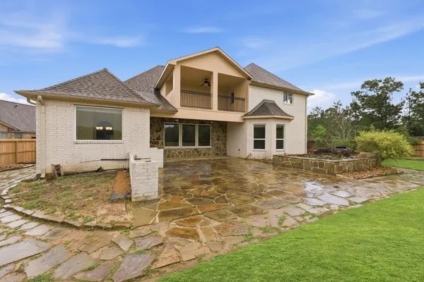 $669,000 | 8403 Greenridge Manor Lane, Spring, TX 77389