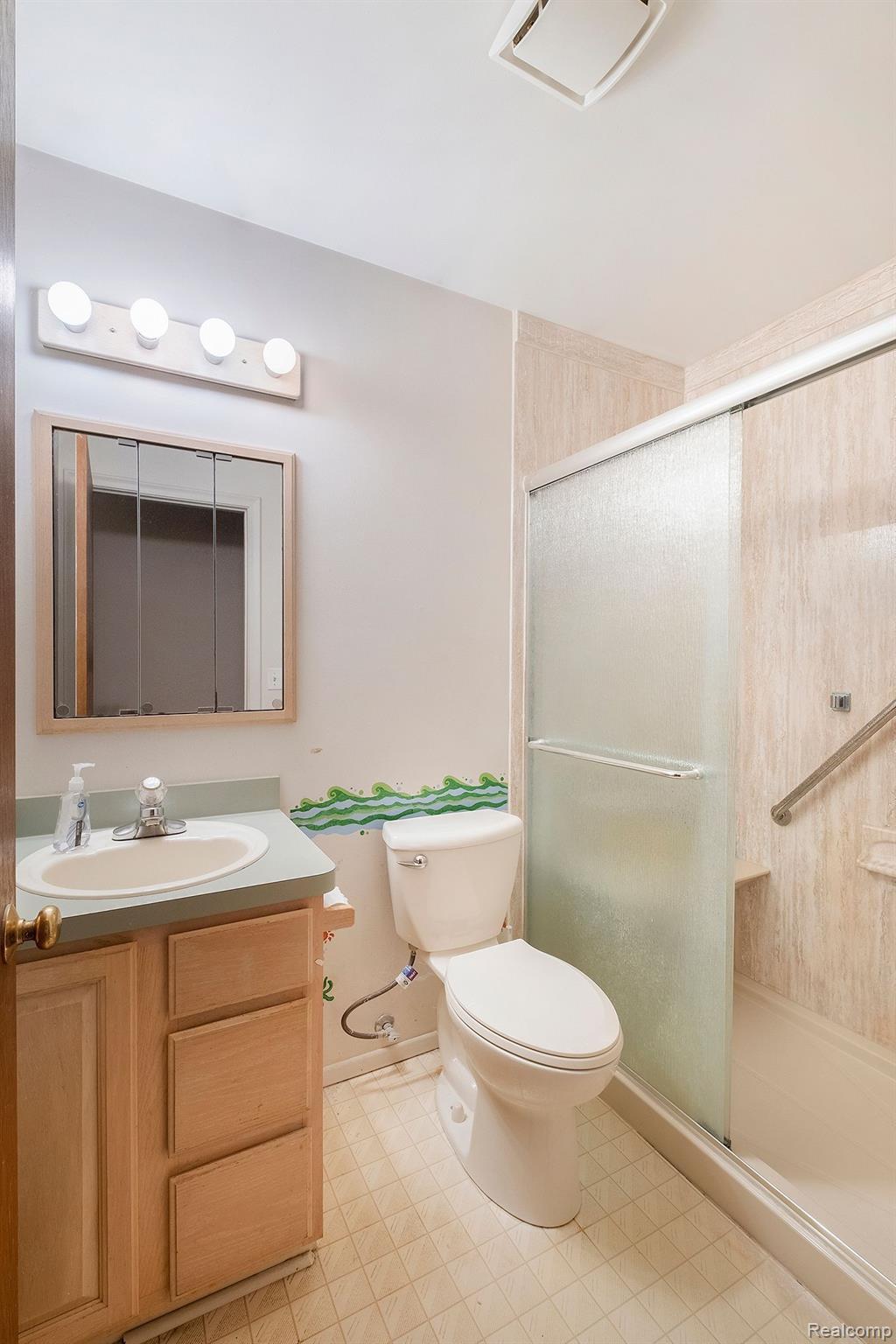 5266 North Gale Road Davison, MI 48423 - Photo 17 of 30 Gallery Image 17