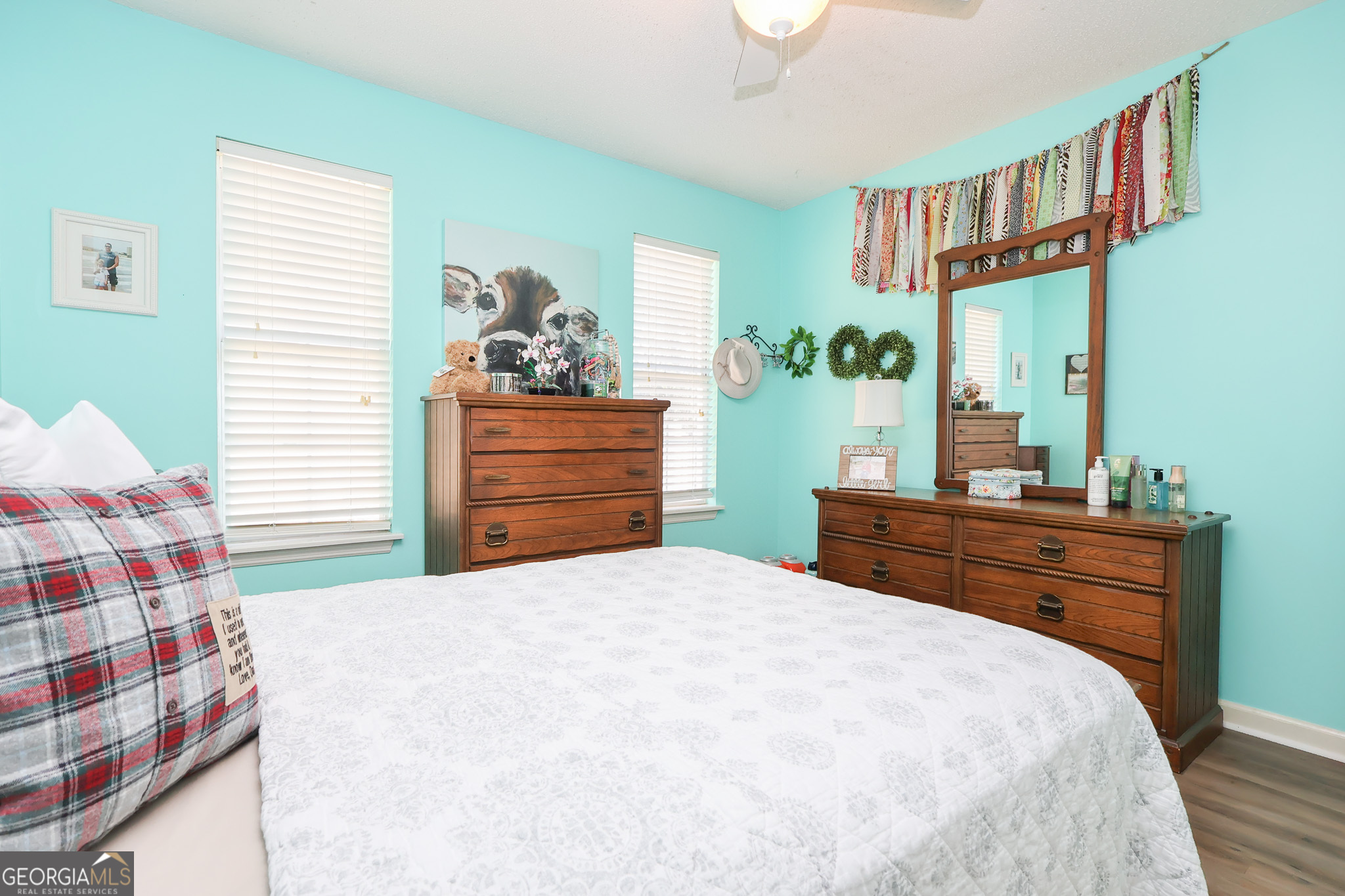 215 Stonefield Circle Macon, GA 31216 - Photo 15 of 26 a bedroom with a bed and a dresser in it