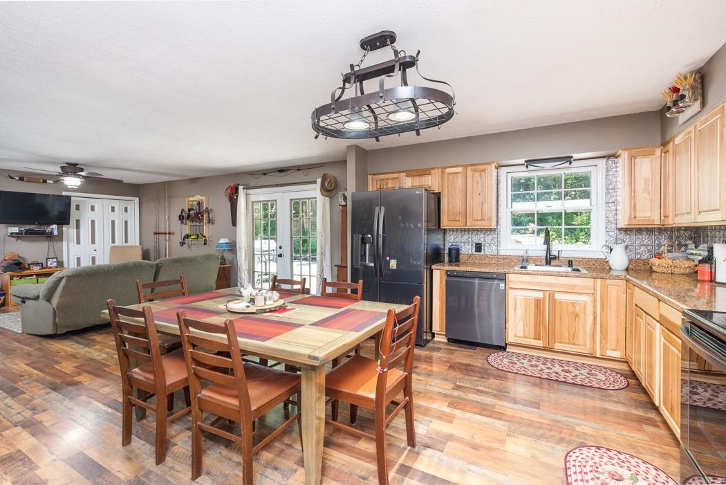 746 Calf Mountain Road Waynesboro, VA 22980 - Photo 8 of 25 Gallery Image 8