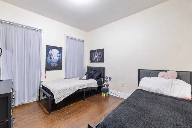 $850,000 | 350 Bunnell Street, Bridgeport, CT 06607