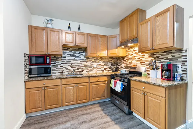 $850,000 | 350 Bunnell Street, Bridgeport, CT 06607