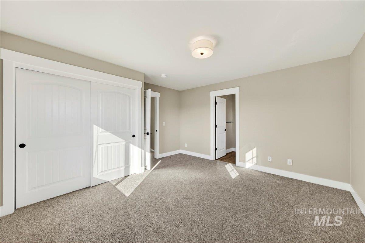 1289 West Christopher Drive Meridian, ID 83642 - Photo 32 of 50