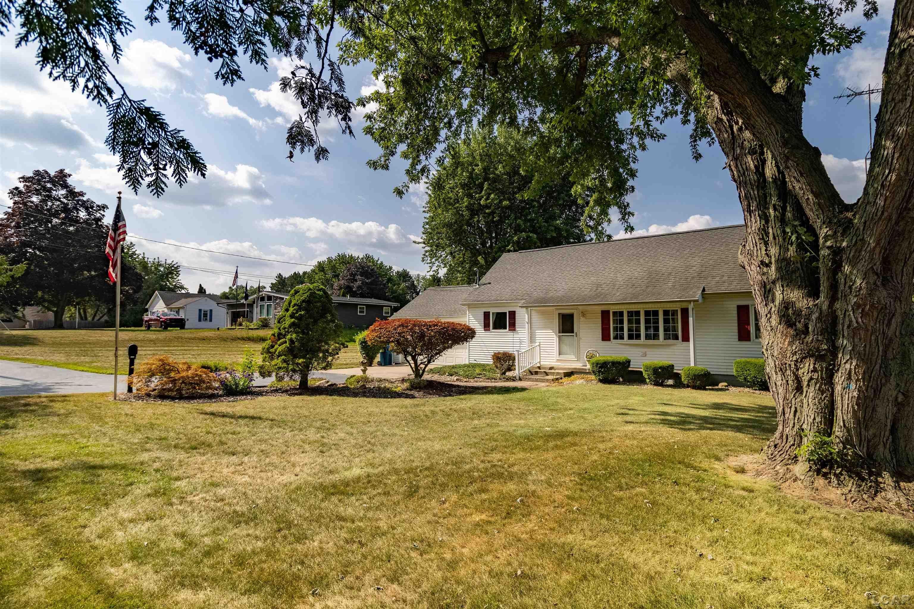 2760 Sharp Road Adrian, MI 49221 - Photo 3 of 56 Gallery Image 3