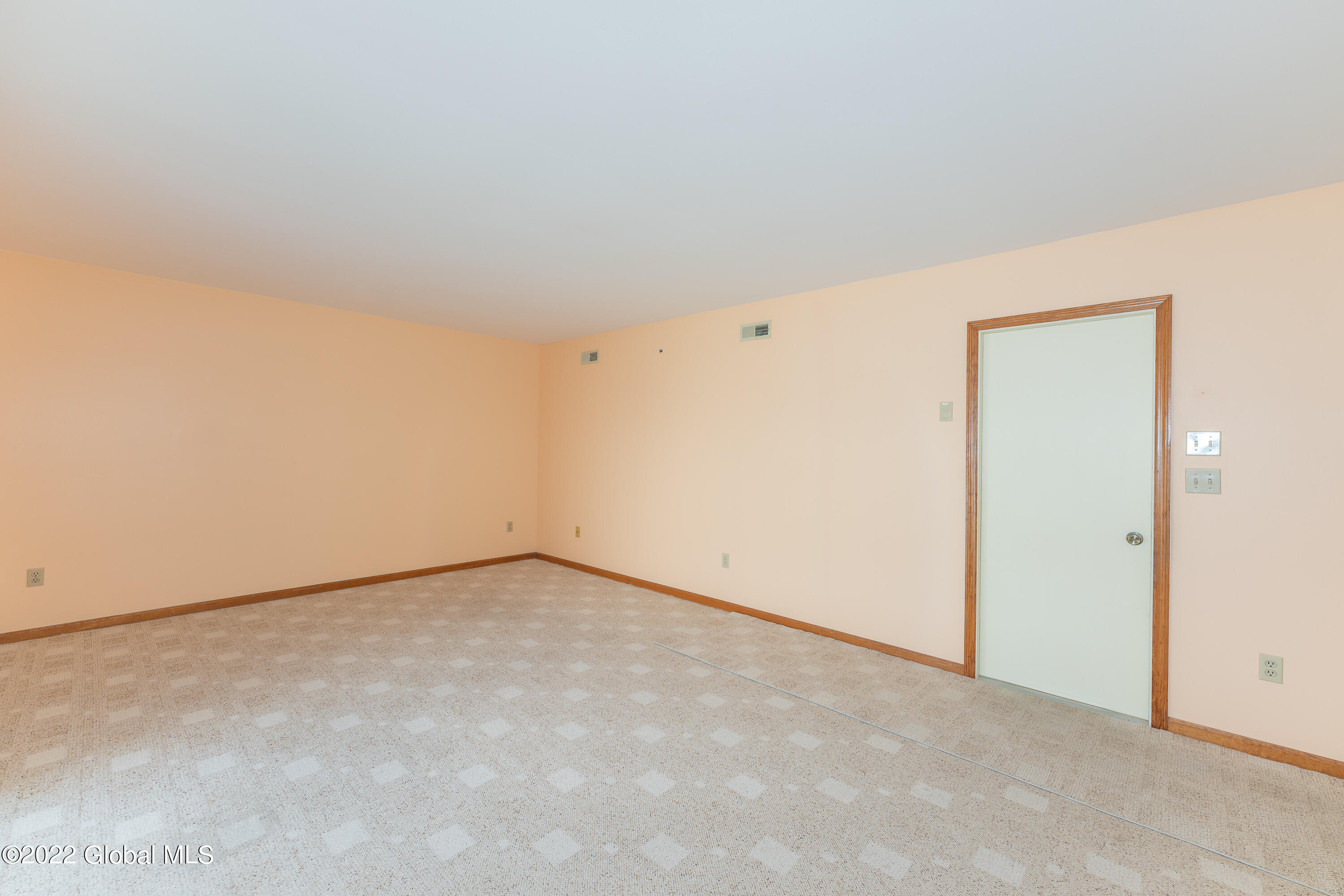 15 Summit Road Bethlehem, NY 12054 - Photo 20 of 41 4 Family 2