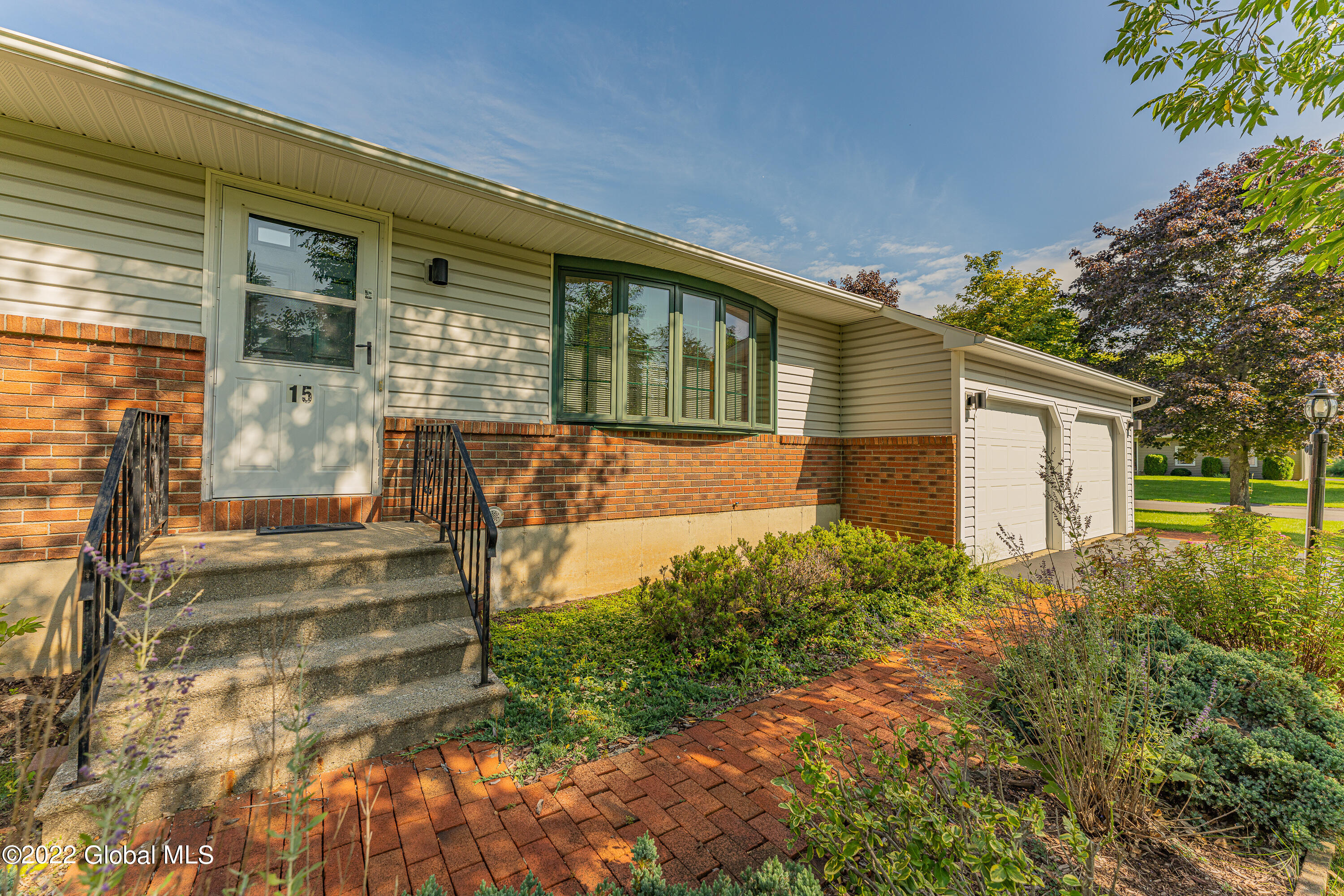 15 Summit Road Bethlehem, NY 12054 - Photo 6 of 41 0 Front 6