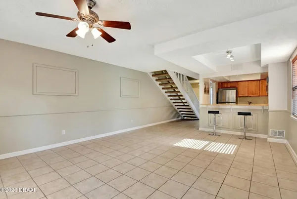 $1,900 | 3960 Oak Trail Run, Unit 2101, Port Orange, FL 32127