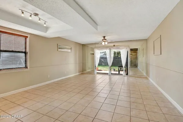 $1,900 | 3960 Oak Trail Run, Unit 2101, Port Orange, FL 32127